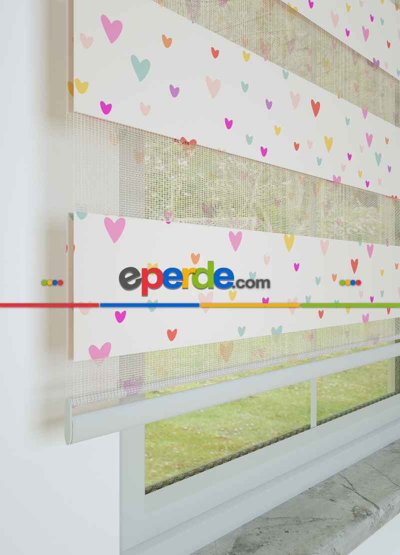 Çocuk Odası - Mor Pembe Minik Kalp Desenli Baskılı Zebra Perde