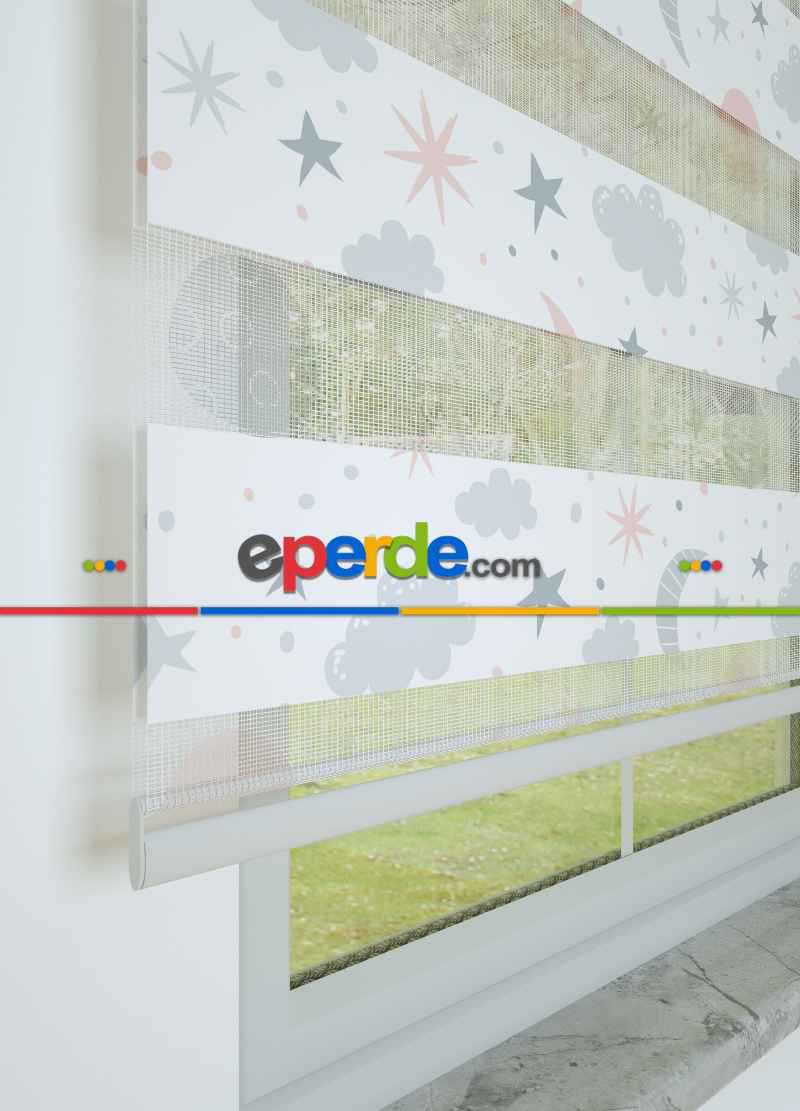 Gri Pembe Yıldız Ve Bulut Desenli Baskılı Zebra Perde