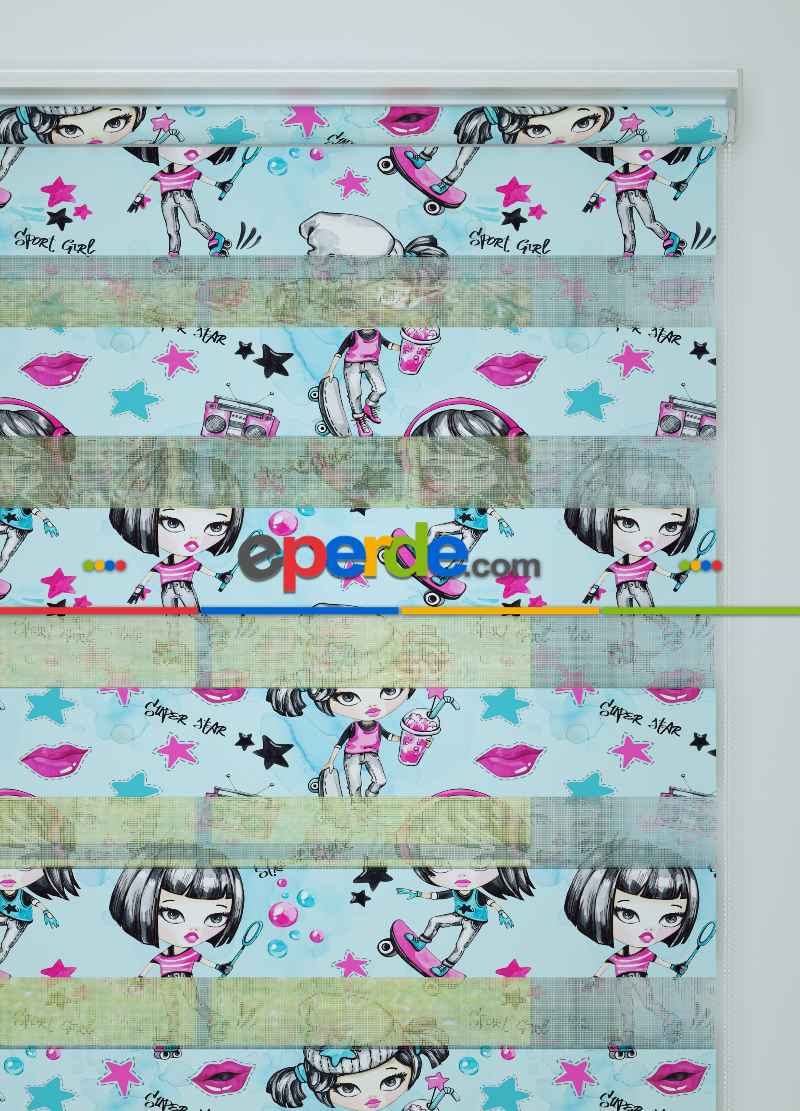 Mavi Fuşya Kaykaycı Kız Desenli Baskılı Zebra Perde