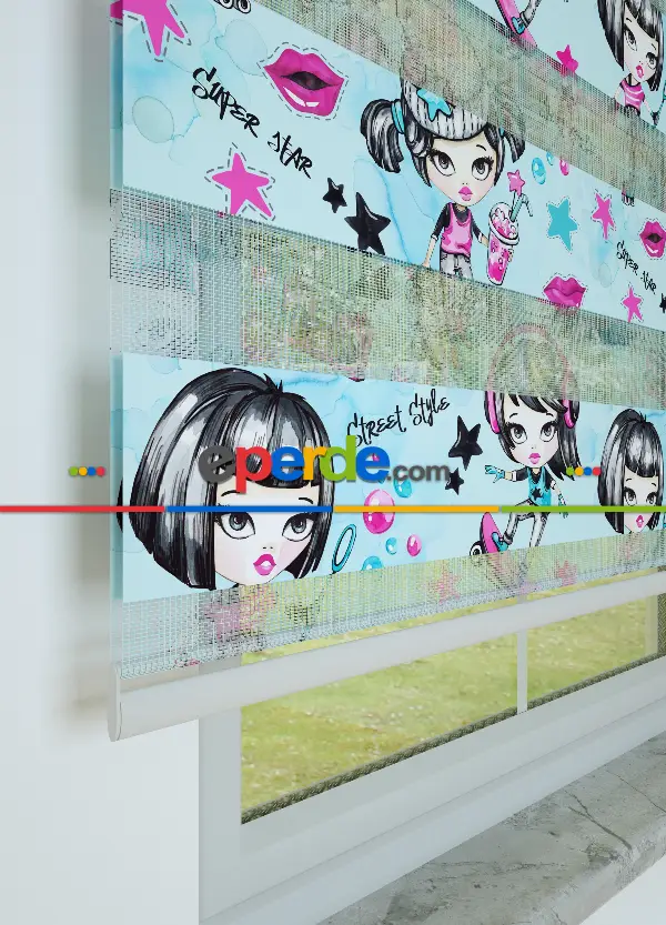 Mavi Fuşya Kaykaycı Kız Desenli Baskılı Zebra Perde