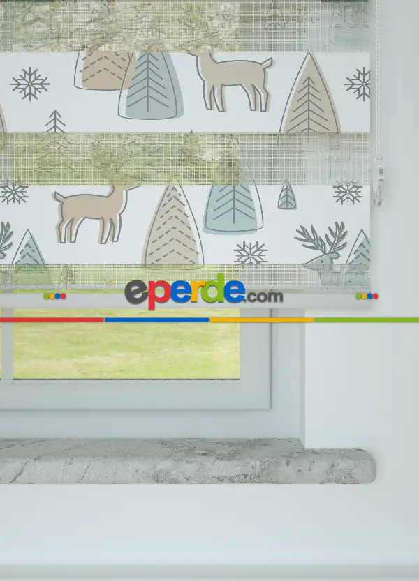 Yeşil Geyik Ve Ağaç Desenli Baskılı Zebra Perde