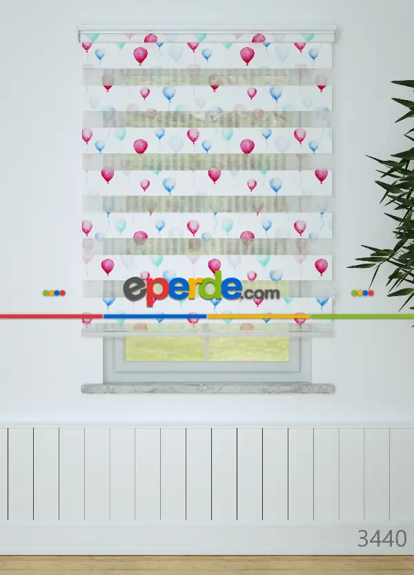 Bebek Odası - Mavi Pembe Balon Desenli Baskılı Zebra Perde