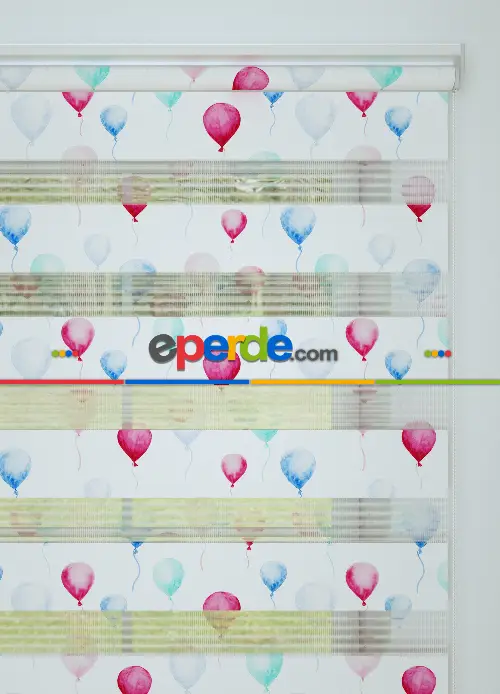 Mavi Pembe Balon Desenli Baskılı Zebra Perde