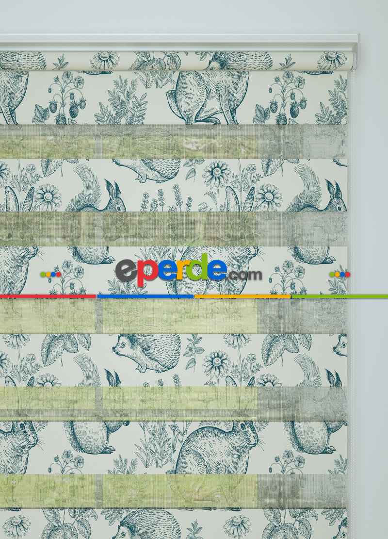 Bebek Odası - Yeşilimsi Lacivert Tavşan Ve Çiçek Desenli Baskılı Zebra Perde