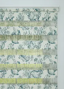 Bebek Odası - Yeşilimsi Lacivert Tavşan Ve Çiçek Desenli Baskılı Zebra Perde