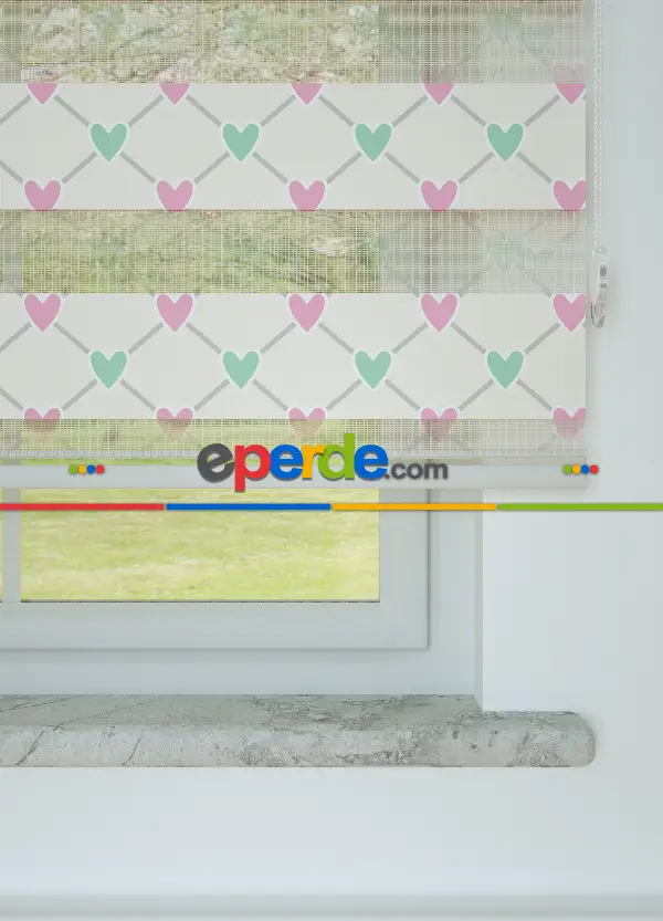 Bebek Odası - Yeşil Pembe Kalp Desenli Baskılı Zebra Perde