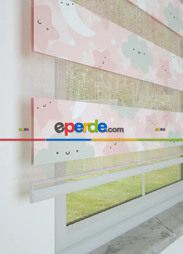 Bebek Odası - Pembe Yıldız Ve Bulut Desenli Baskılı Zebra Perde