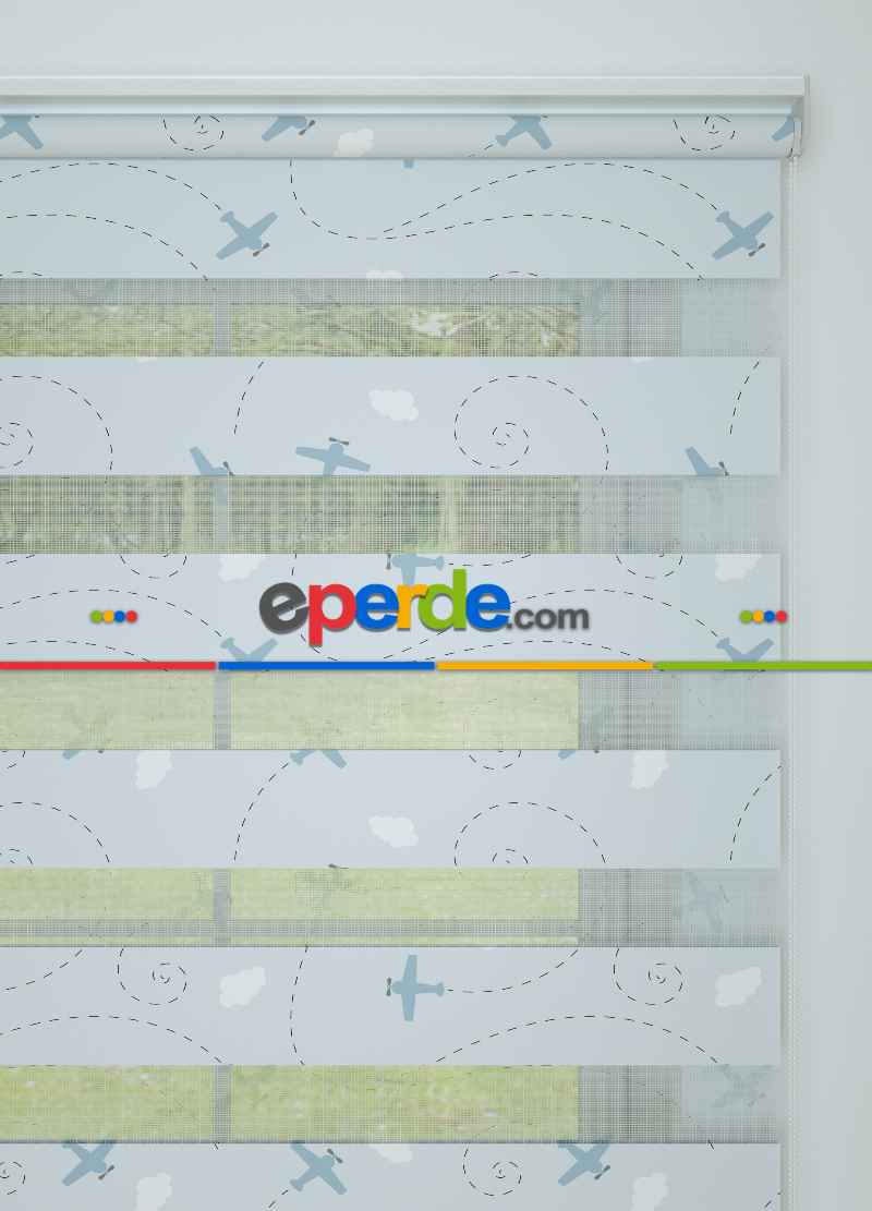 Bebek Odası - Açık Mavi Uçak Desenli Baskılı Zebra Perde