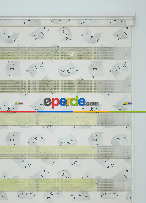 Açık Gri Kedi Desenli Baskılı Zebra Perde