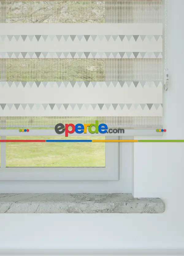 Bebek Odası - Krem Gri Flama Desenli Baskılı Zebra Perde