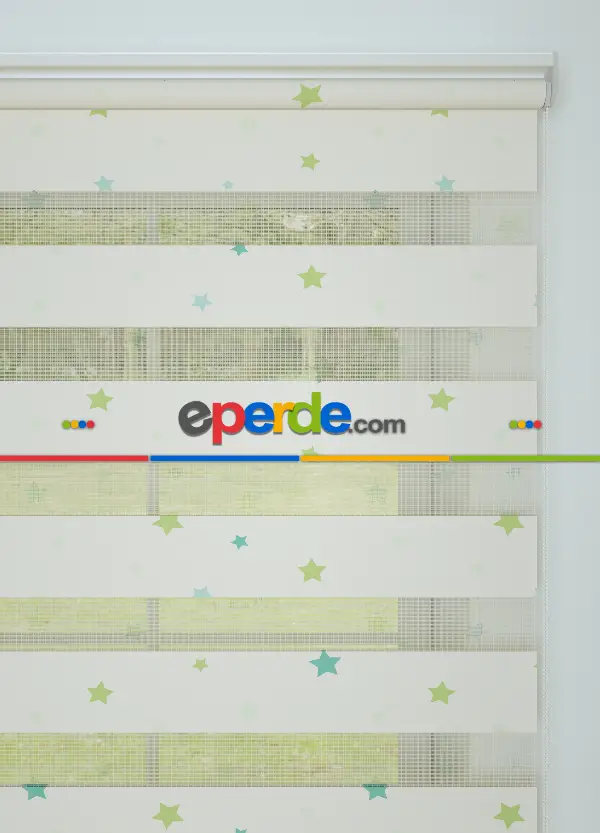 Yeşil Mavi Yıldız Desenli Baskılı Zebra Perde