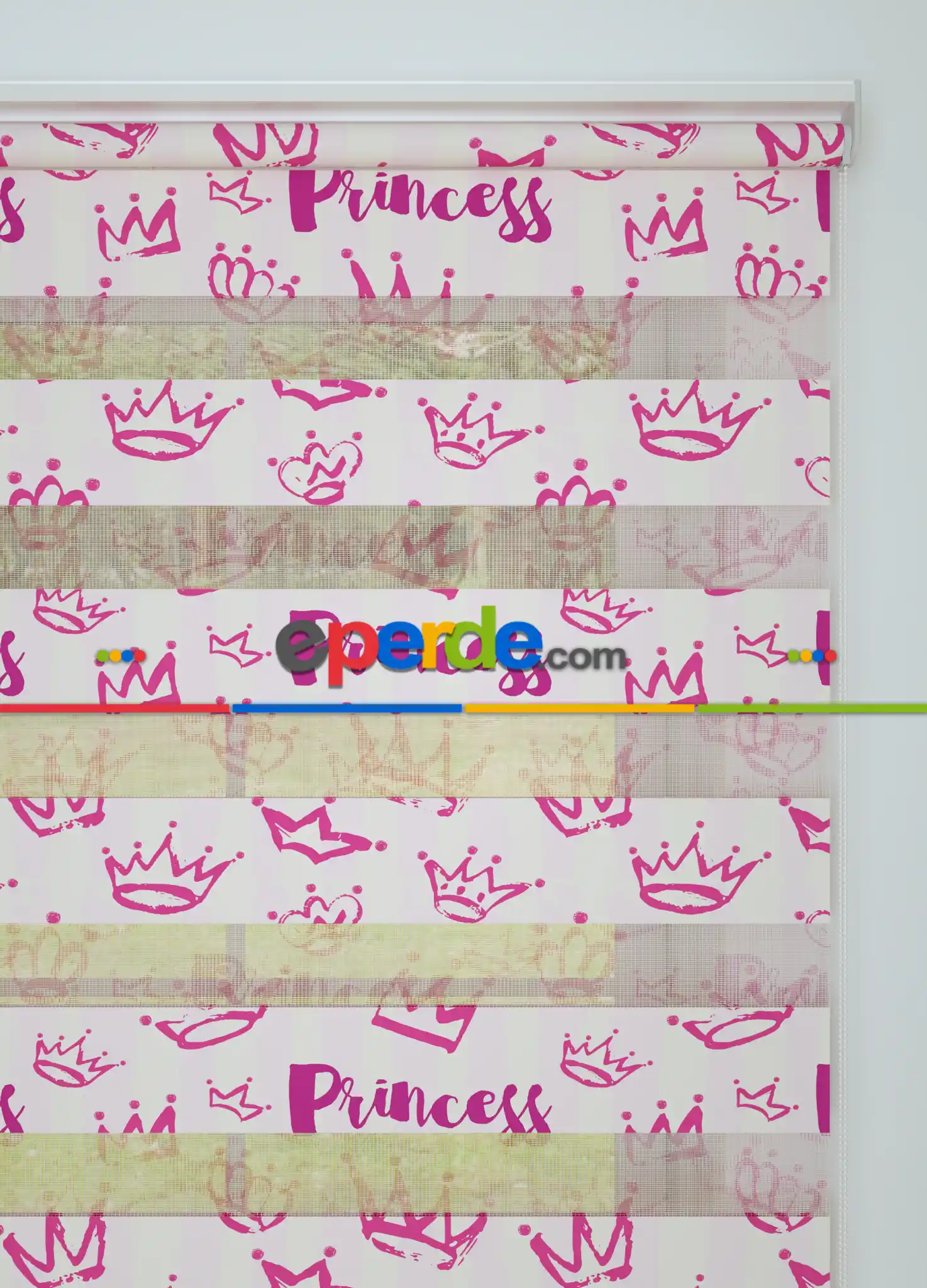 Bebek Odası - Pembe Taç Ve Prenses Desenli Baskılı Zebra Perde