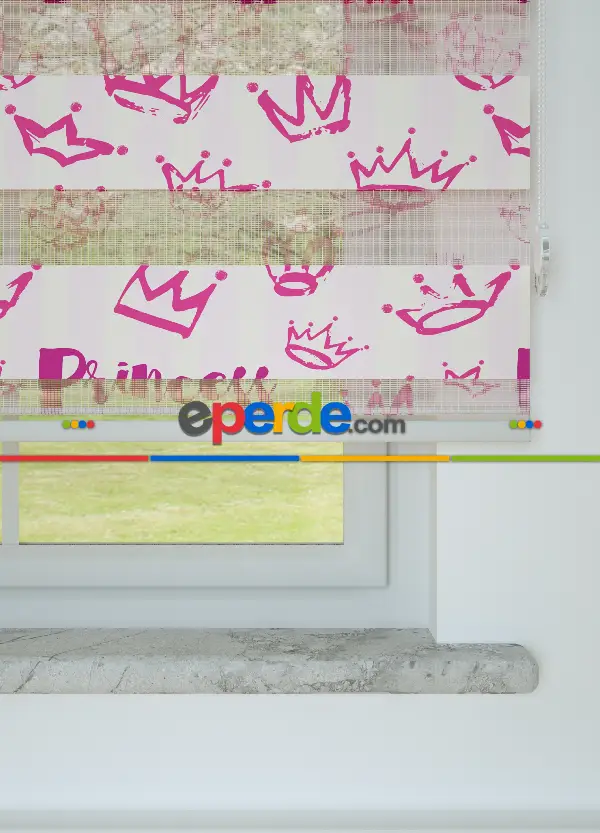 Bebek Odası - Pembe Taç Ve Prenses Desenli Baskılı Zebra Perde