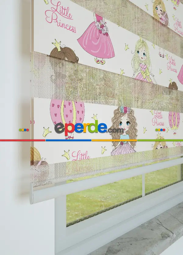 Çocuk Odası - Pembe Prenses Desenli Baskılı Zebra Perde