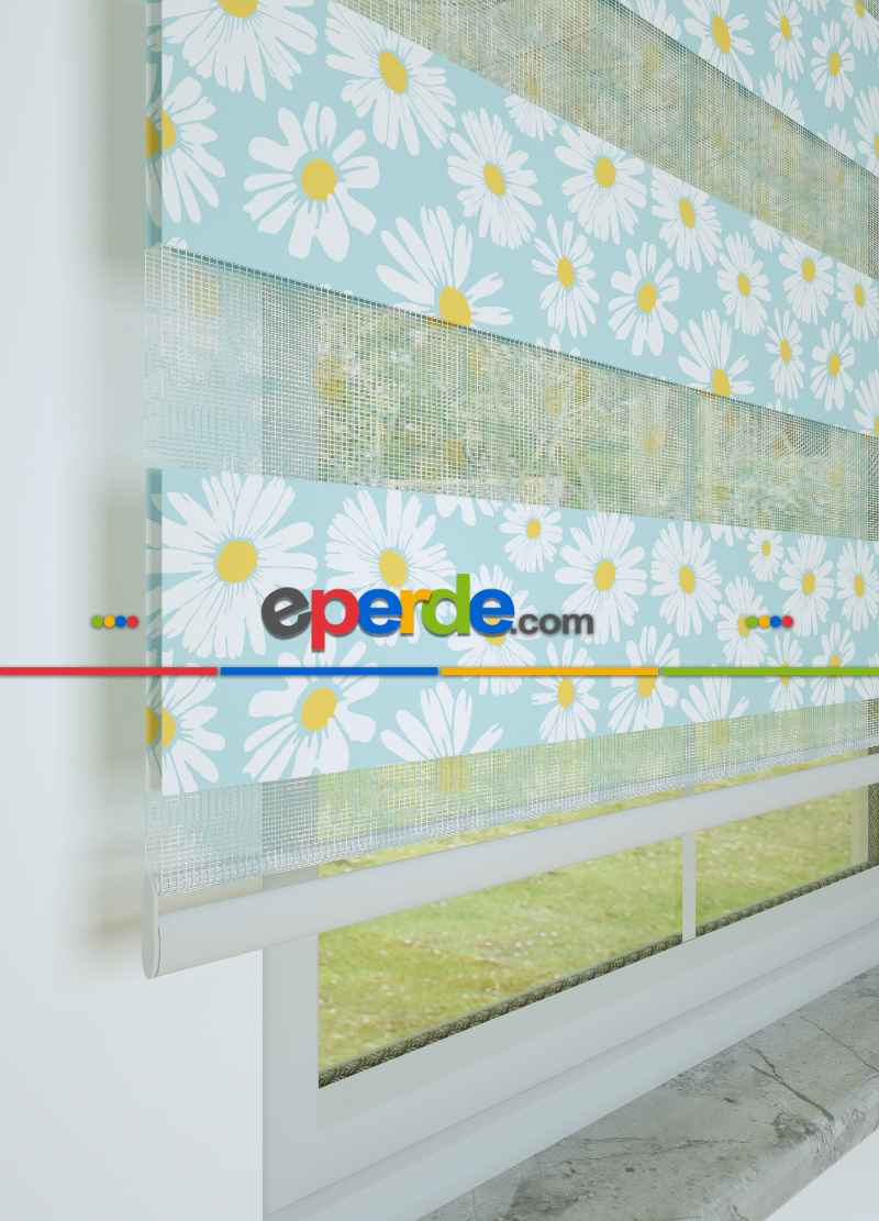 Mavi Sarı Papatya Desenli Baskılı Zebra Perde