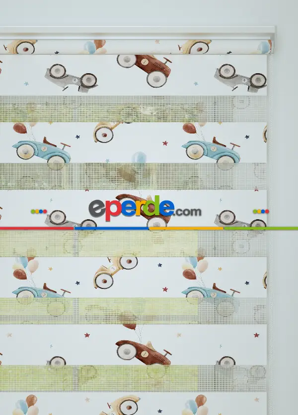 Bebek Odası - Mavi Araba Desenli Baskılı Zebra Perde