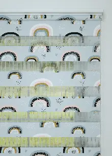 Bebek Odası - Mavi Gökkuşağı Desenli Baskılı Zebra Perde