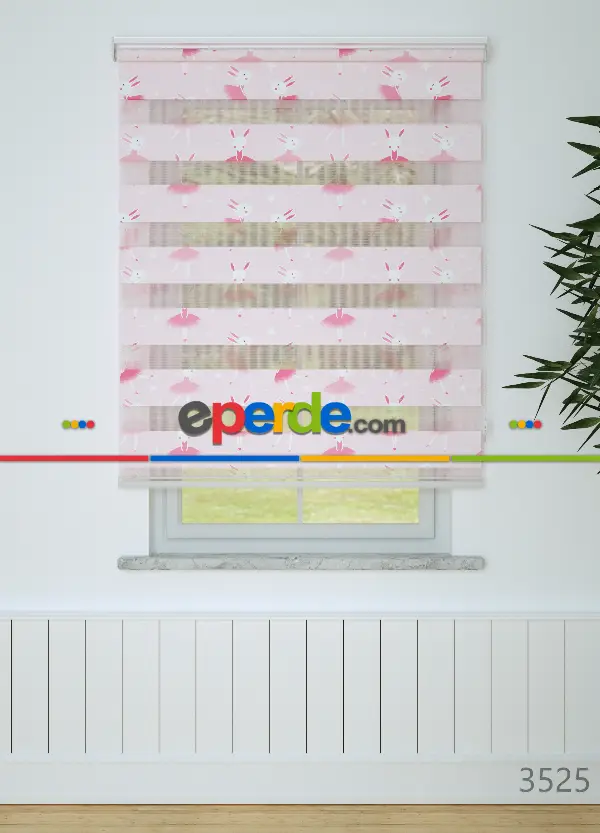 Bebek Odası - Pembe Dansçı Tavşan Desenli Baskılı Zebra Perde