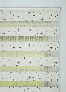 Bebek Odası - Gri Artı Desenli Baskılı Zebra Perde