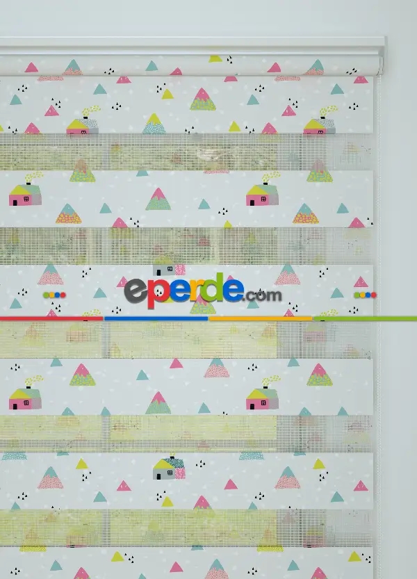 Bebek Odası - Pembe Yeşil Dağ Desenli Baskılı Zebra Perde