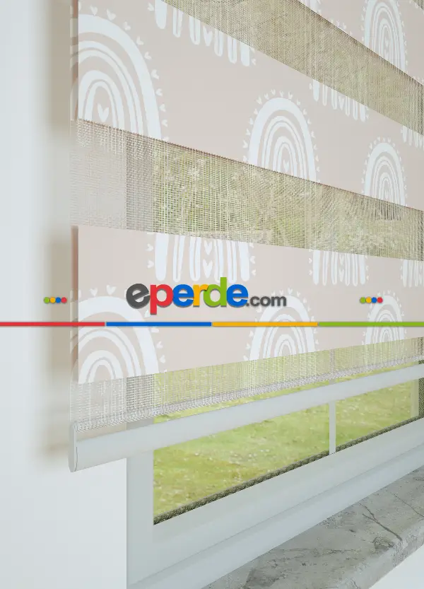 Bebek Odası - Pudra Gökkuşağı Desenli Baskılı Zebra Perde