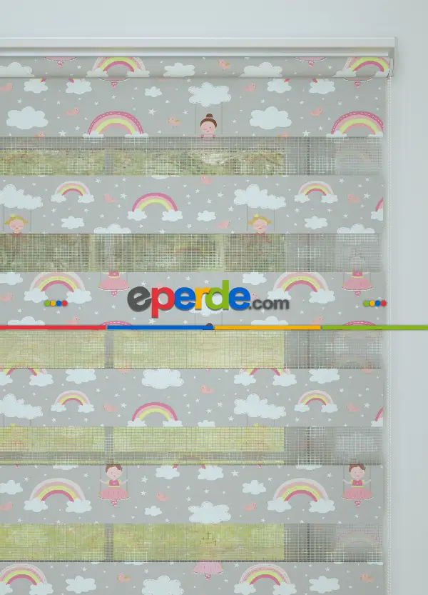 Bebek Odası - Gri Pembe Gökkuşağı Ve Bulut Desenli Baskılı Zebra Perde