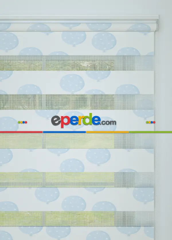 Mavi Balon Desenli Baskılı Zebra Perde