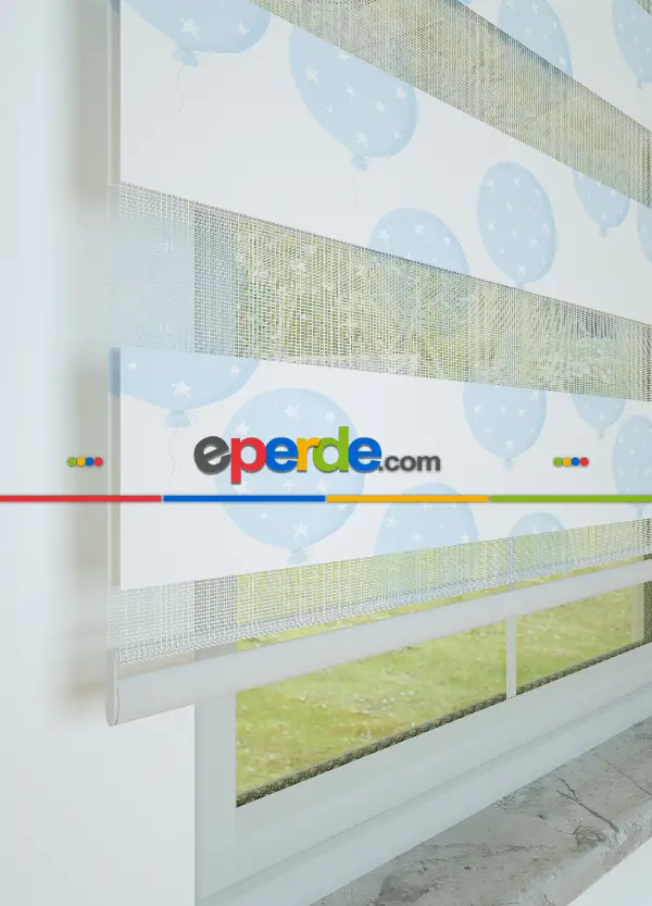 Mavi Balon Desenli Baskılı Zebra Perde