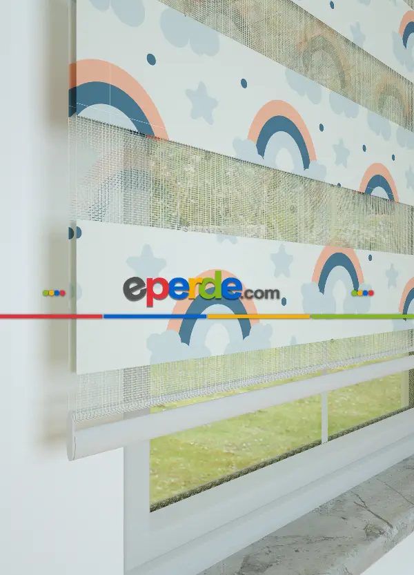 Bebek Odası - Mavi Somon Gökkuşağı Ve Bulut Desenli Baskılı Zebra Perde