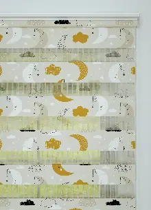 Bebek Odası - Hardal Bej Ay Ve Bulut Desenli Baskılı Zebra Perde