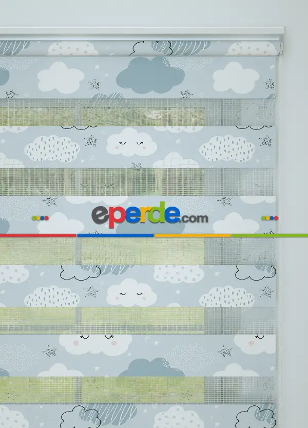 Bebek Odası - Mavi Bulut Ve Yıldız Desenli Baskılı Zebra Perde