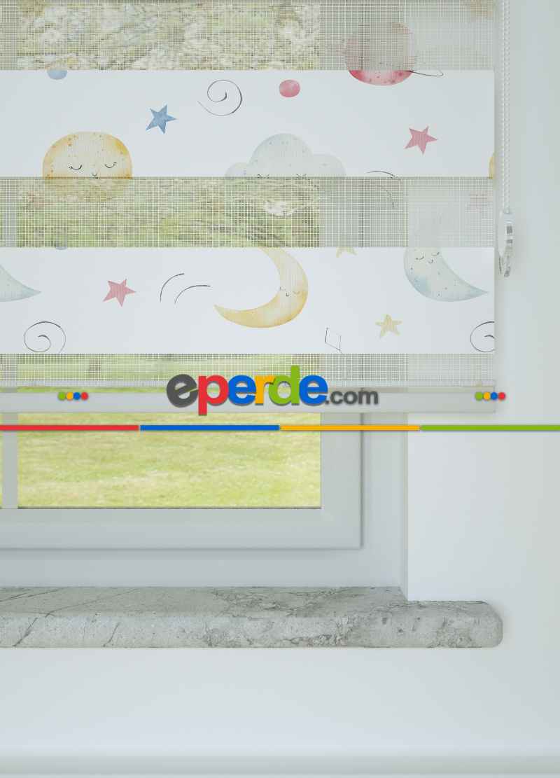 Mavi Sarı Gezegen Ve Yıldız Desenli Baskılı Zebra Perde