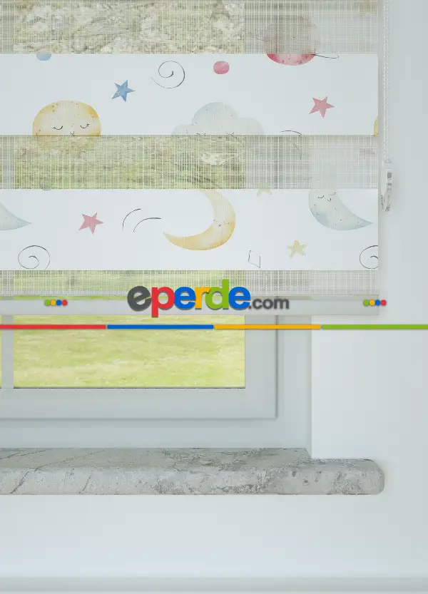 Mavi Sarı Gezegen Ve Yıldız Desenli Baskılı Zebra Perde