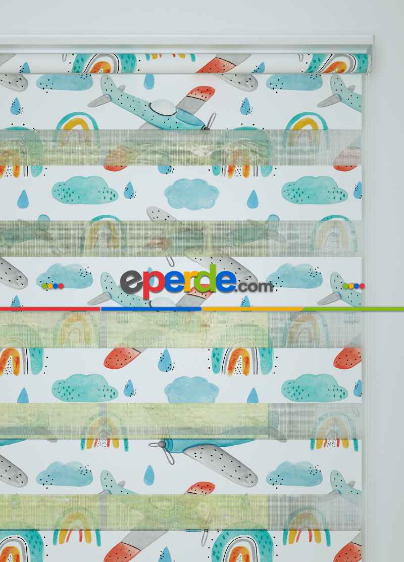 Bebek Odası - Turkuaz Uçak Ve Bulut Desenli Baskılı Zebra Perde