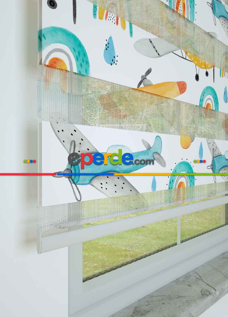 Çocuk Odası - Turuncu Uçak Ve Gökkuşağı Desenli Baskılı Zebra Perde