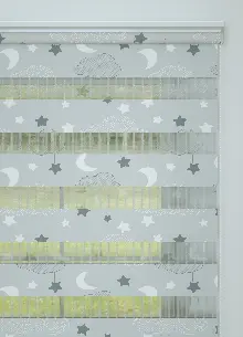 Bebek Odası - Gri Bulut Ve Yıldız Desenli Baskılı Zebra Perde