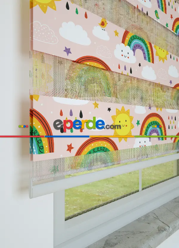 Pembe Sarı Gökkuşağı Ve Güneş Desenli Baskılı Zebra Perde