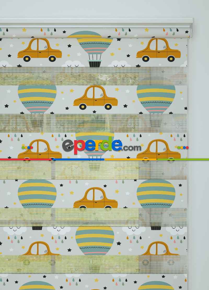 Bebek Odası - Yeşil Turuncu Uçan Balon Ve Araba Desenli Baskılı Zebra Perde