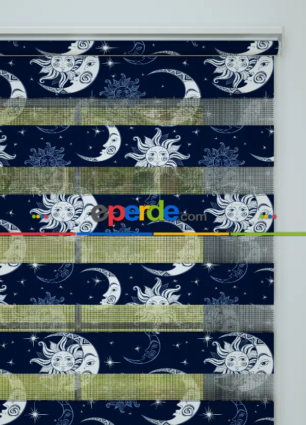 Çocuk Odası - Lacivert Ay Ve Güneş Desenli Baskılı Zebra Perde
