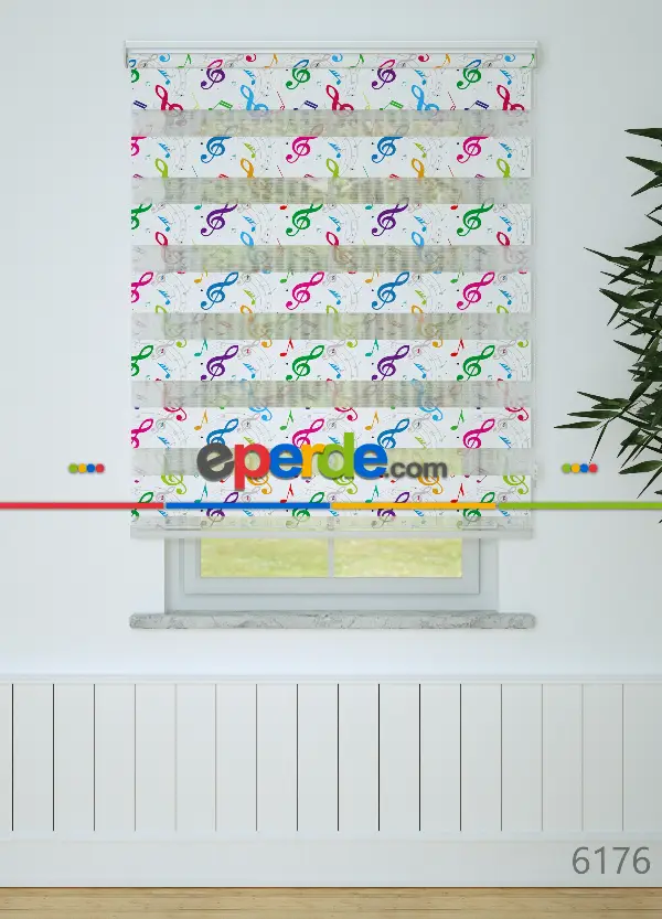 Yeşil Mor Sol Anahtarı Desenli Baskılı Zebra Perde