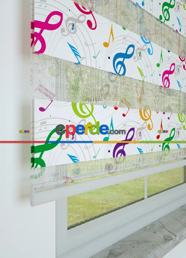 Yeşil Mor Sol Anahtarı Desenli Baskılı Zebra Perde