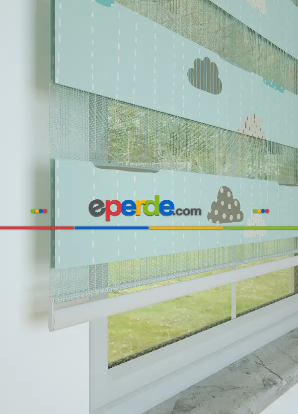 Bebek Odası - Mint Bulut Desenli Baskılı Zebra Perde