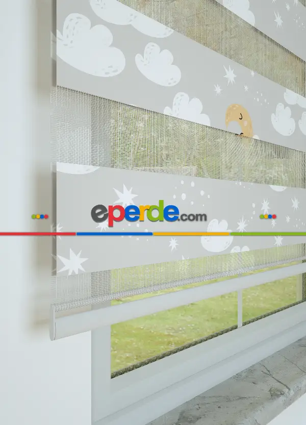 Açık Gri Sarı Bulut Ve Ay Desenli Baskılı Zebra Perde