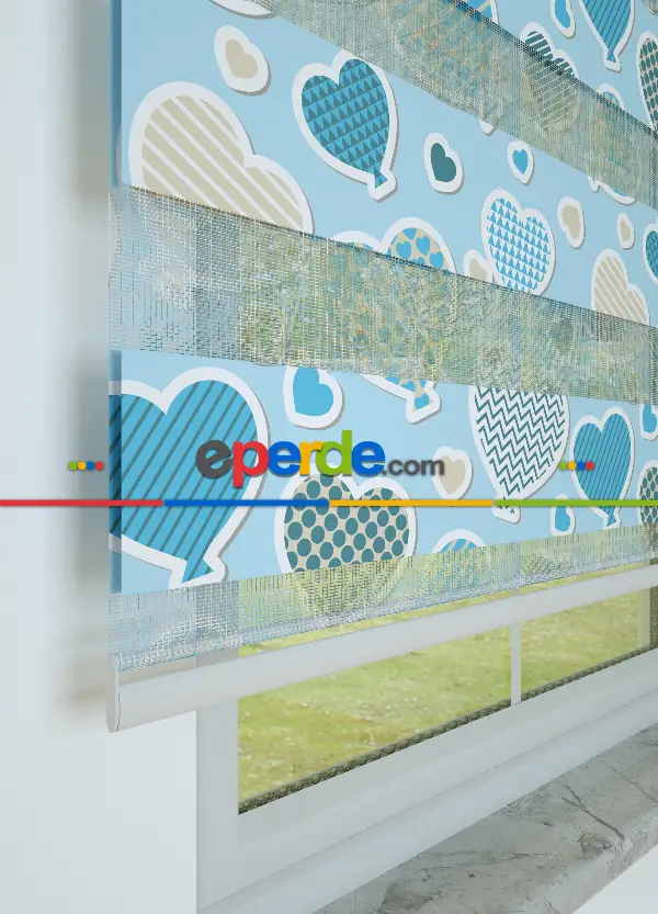 Mavi Kalp Desenli Baskılı Zebra Perde